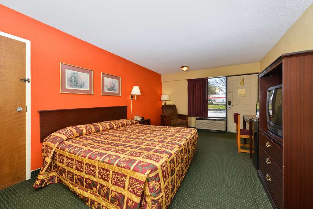 Super Value Inn Valdosta Kamer foto