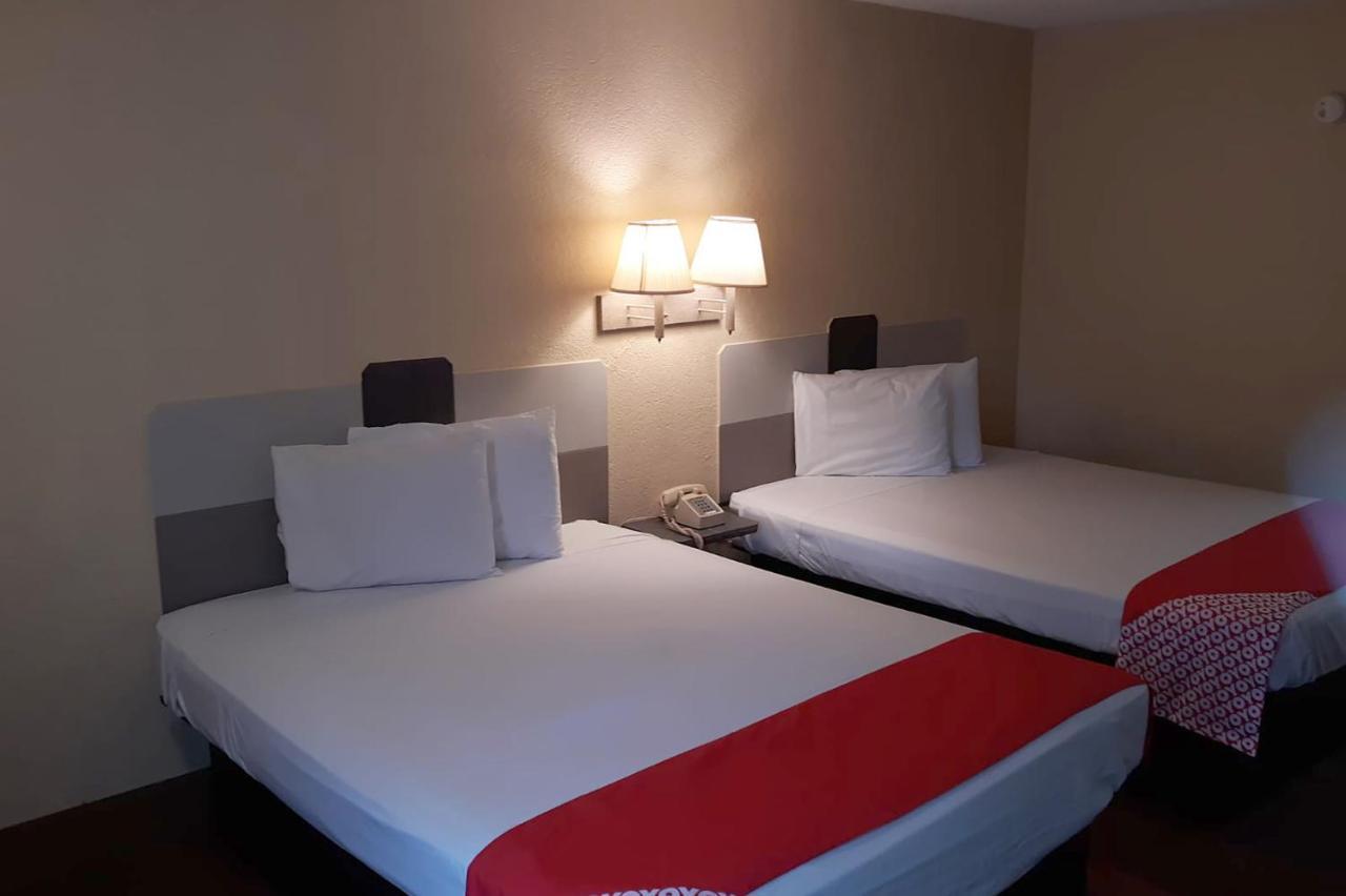 Super Value Inn Valdosta Buitenkant foto